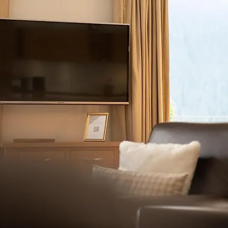 The Terrace - Grindelhomes グリンデルヴァルト