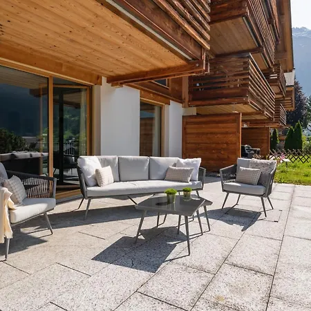 The Terrace - Grindelhomes