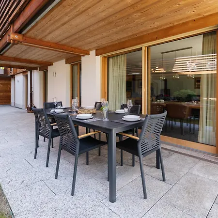 The Terrace - Grindelhomes Apartment *